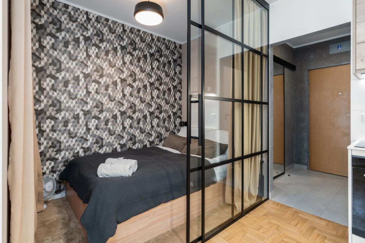 Modern&cozy Garbary With Parking And Balcony By Renters * Poznan
