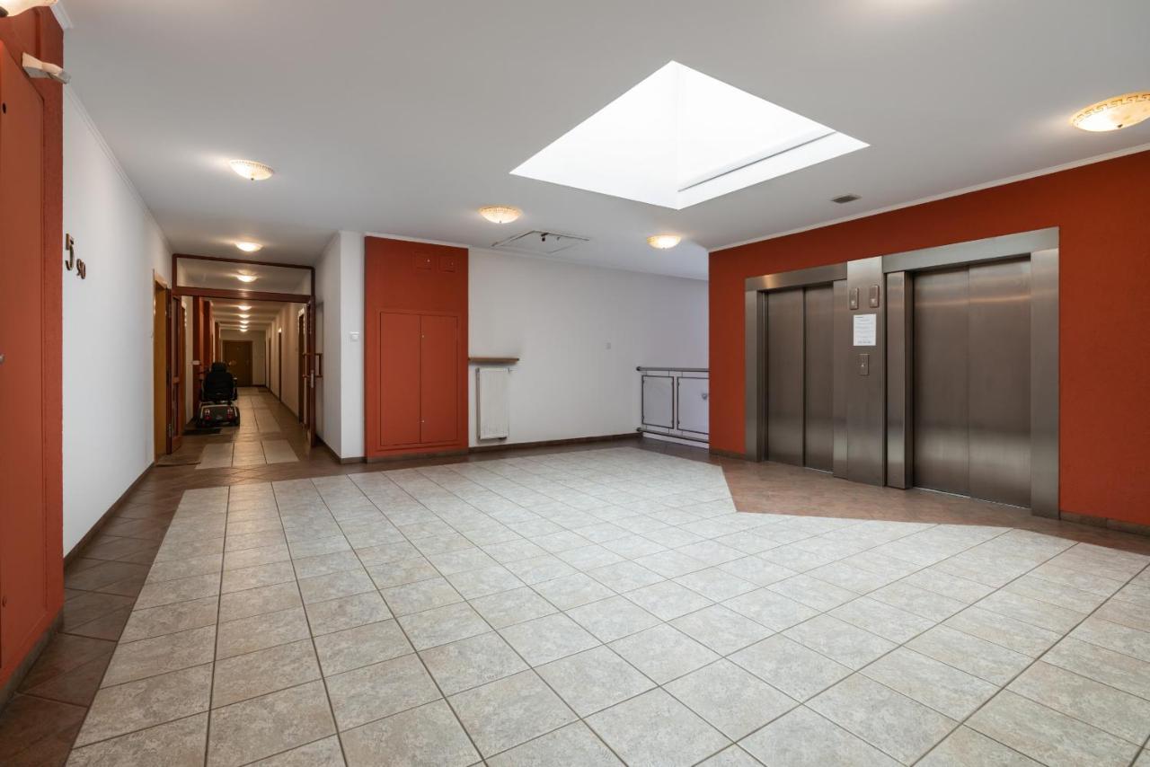 Apartment Modern&cozy Garbary With Parking And Balcony By Renters *